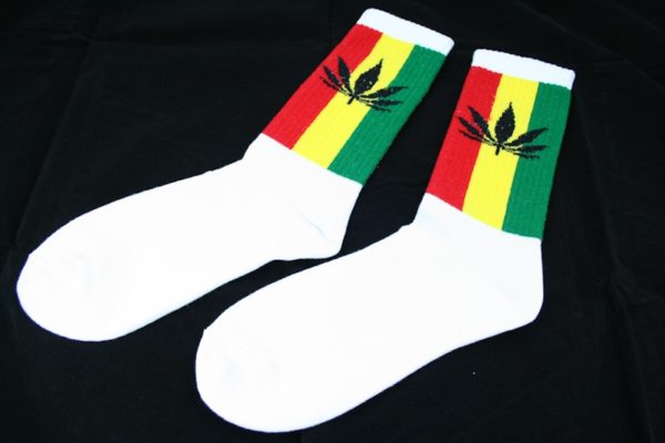 Chaussettes Longues Blanches Bandes Rasta