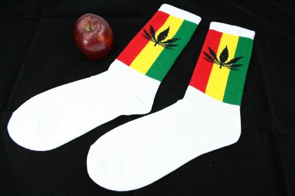 Chaussettes Longues Blanches Bandes Rasta