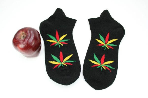 Chaussettes Cannabis Noires Courtes Toutes Tailles
