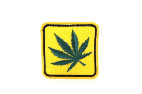 Ecusson Cannabis Panneau Signalisation Jaune