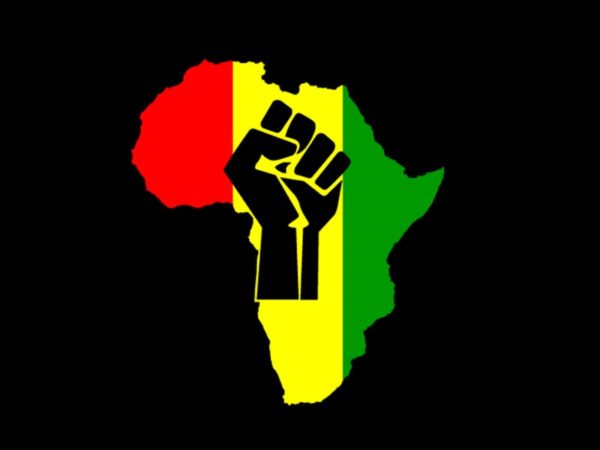 Tee-Shirt Noir Afrique Unie Couleurs Panafricaine Manches Courtes